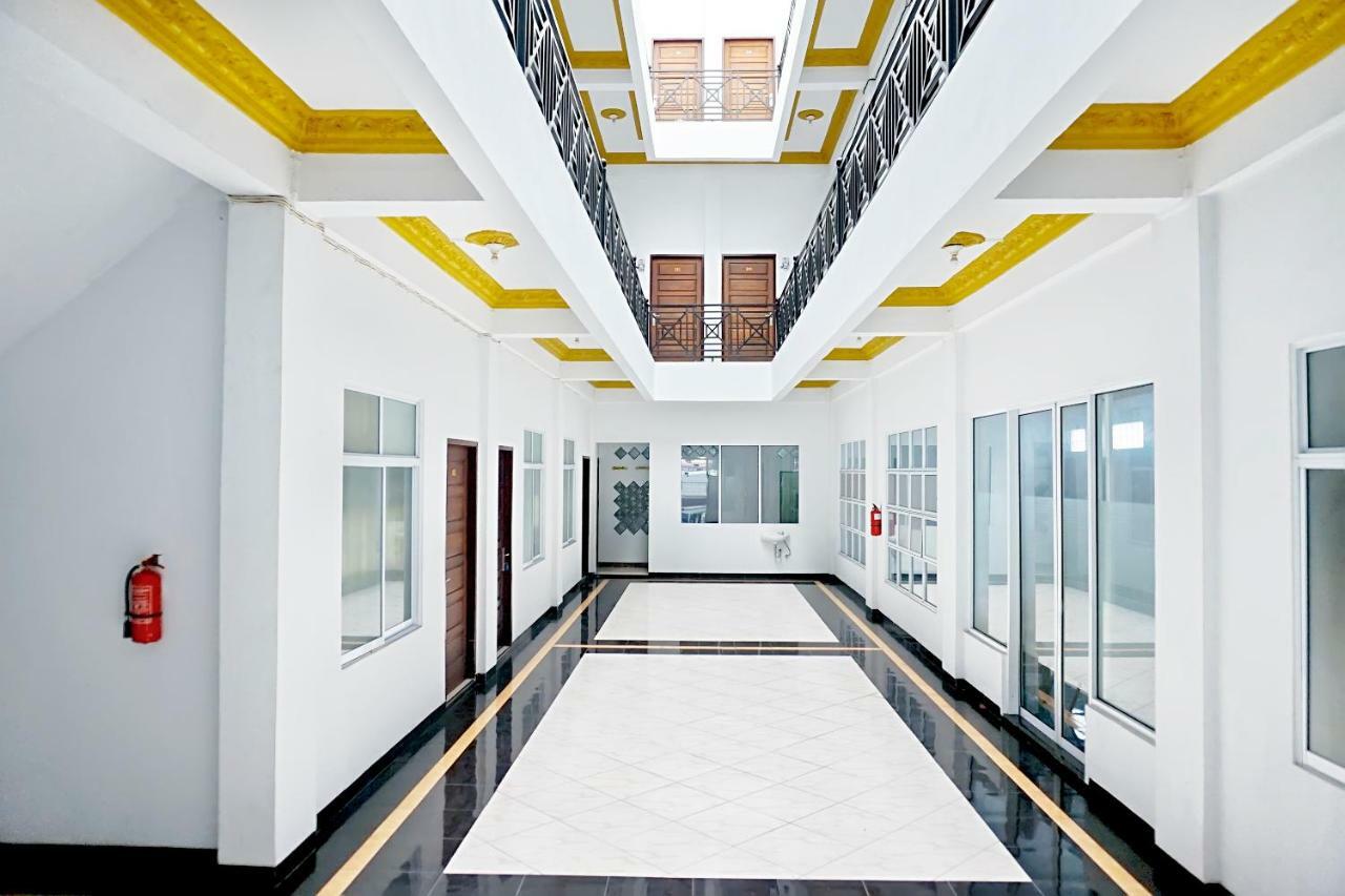 Oyo 694 Khasanah Residence Pekanbaru Exterior foto