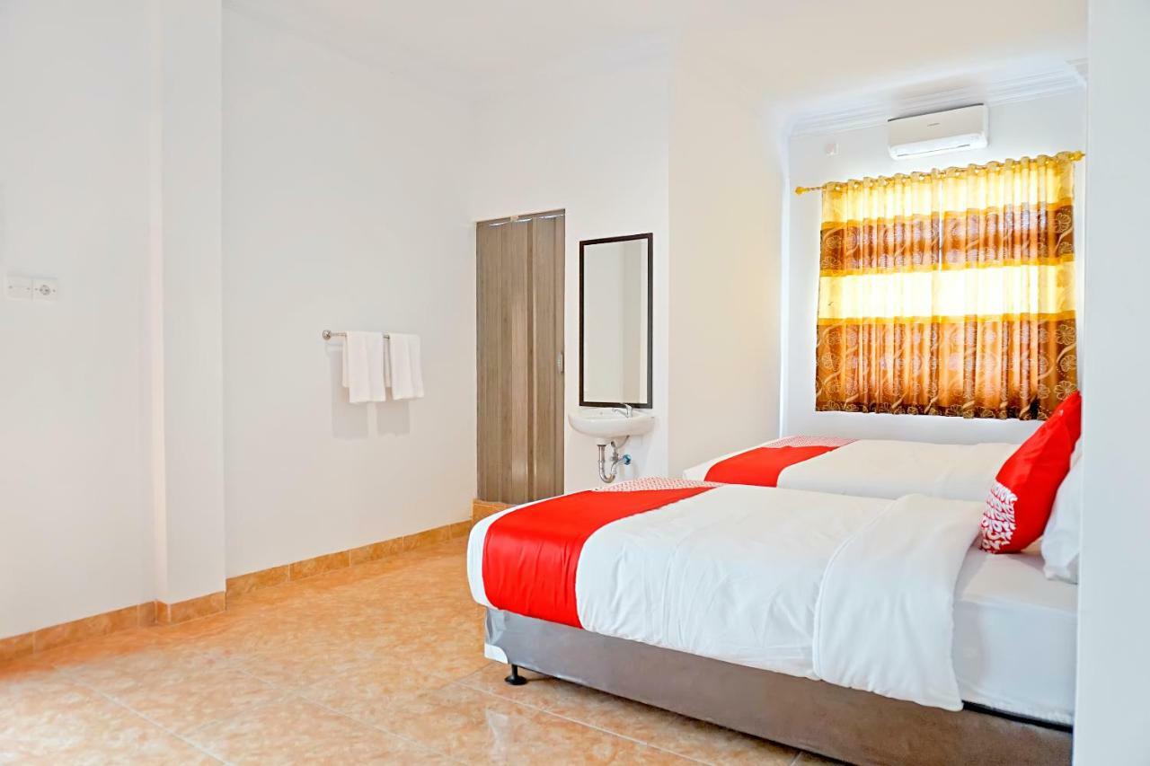 Oyo 694 Khasanah Residence Pekanbaru Exterior foto